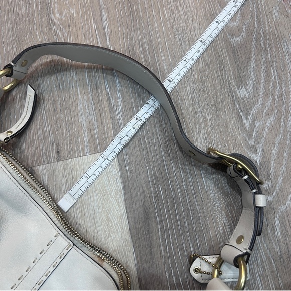 Vintage Coach White Leather Hobo Bag - Picture 13 of 13